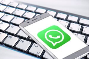 Leia mais sobre o artigo O Whatsapp lançou uma nova atualização que permite proteger suas conversas com senha.